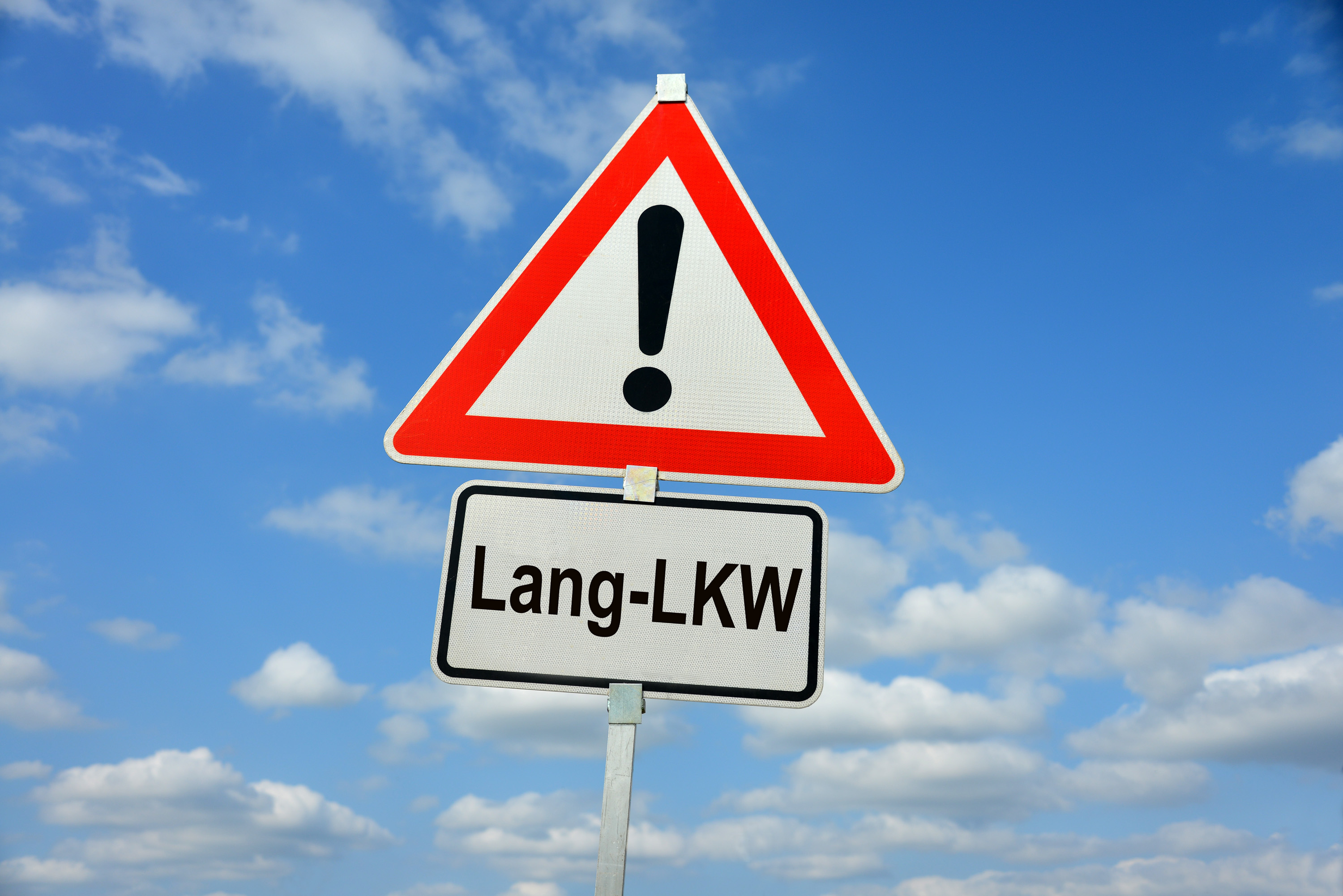 Lang-LKW